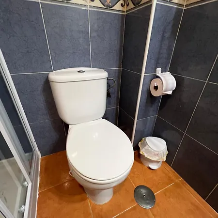 Buhardilla Andaluza Con Piscina Compartida Homestay