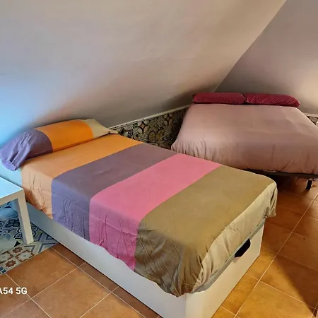 Buhardilla Andaluza Con Piscina Compartida Homestay Bollullos de la Mitacion