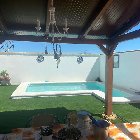 Buhardilla Andaluza Con Piscina Compartida