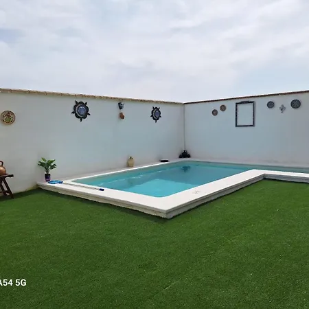Buhardilla Andaluza Con Piscina Compartida *